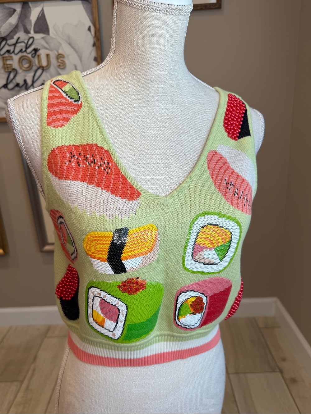 New! QUEEN OF SPARKLES Light Green Sequin Sushi V‑Neck Sweater Vest